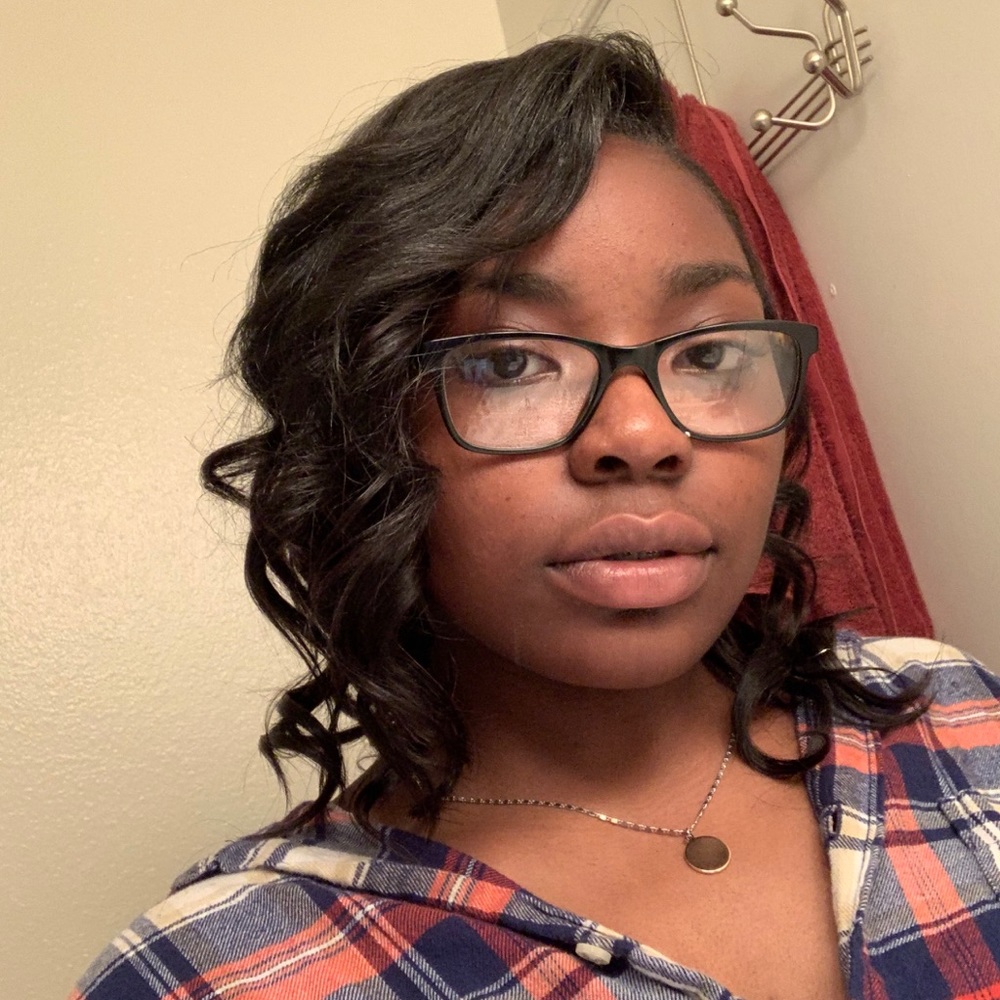 Meet your Posher, Jaydah